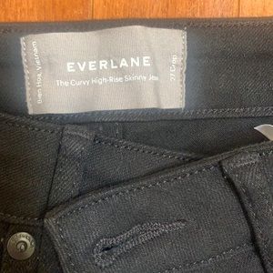 Everlane curvy high rise skinny Jean 27 waist crop length. inseam 26.5. Like new